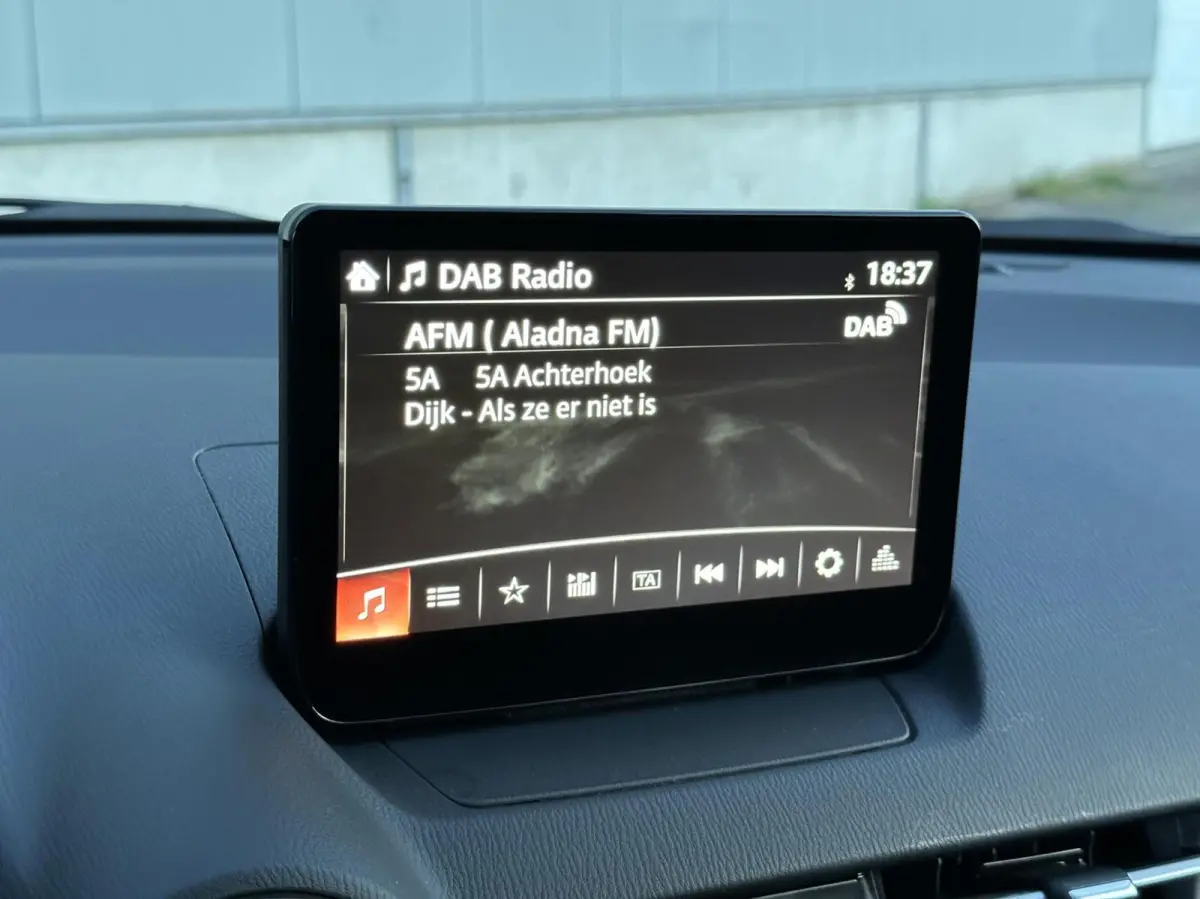 1.5 Skyactiv-G 2023 Carplay, NAP, Airco!