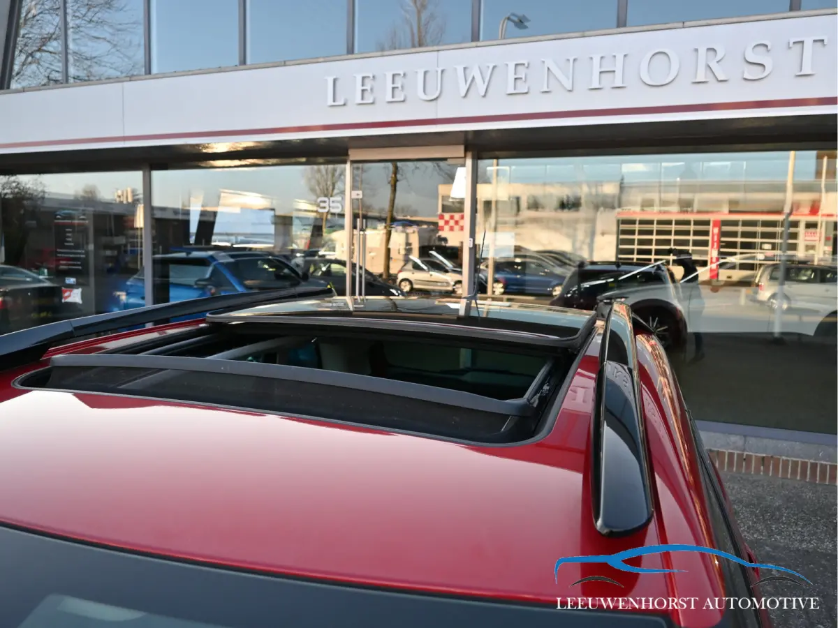 1.2 PureTech S&S Shine, AUTOMAAT, elektr. panomadak, head up display, Pack Smile, NL-dealerauto