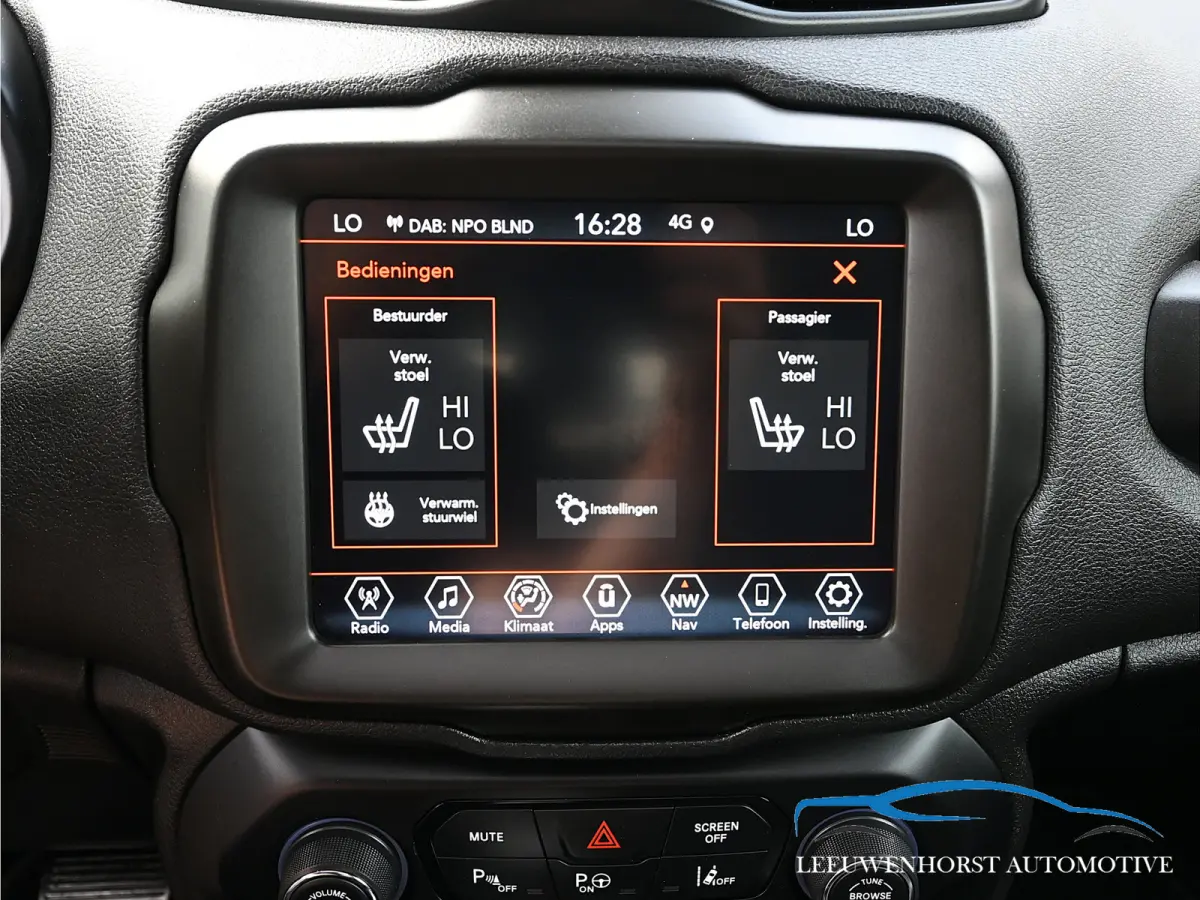 4xe 240 Plug-in Hybrid Electric S, pano, leer, adaptive cruise, camera, 2 x PDC