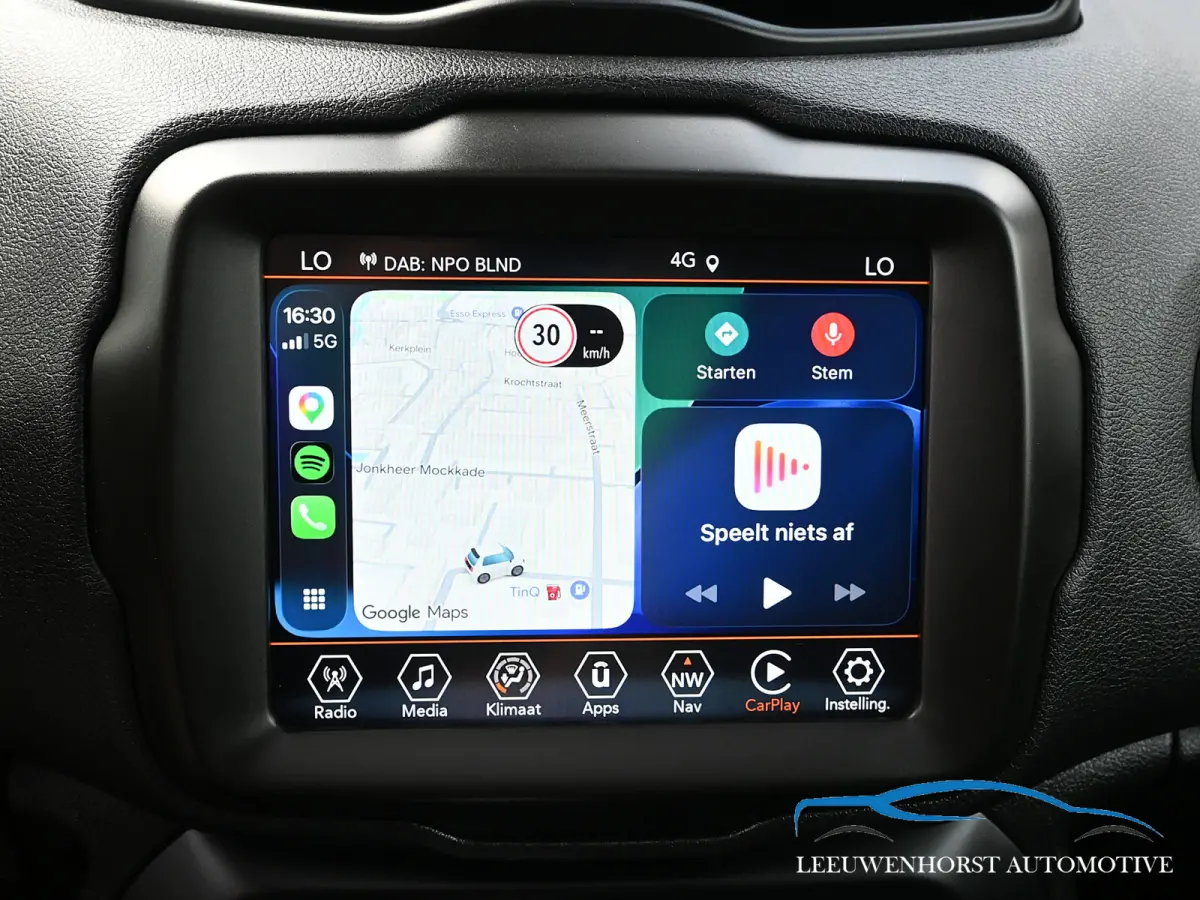 4xe 240 Plug-in Hybrid Electric S, pano, leer, adaptive cruise, camera, 2 x PDC