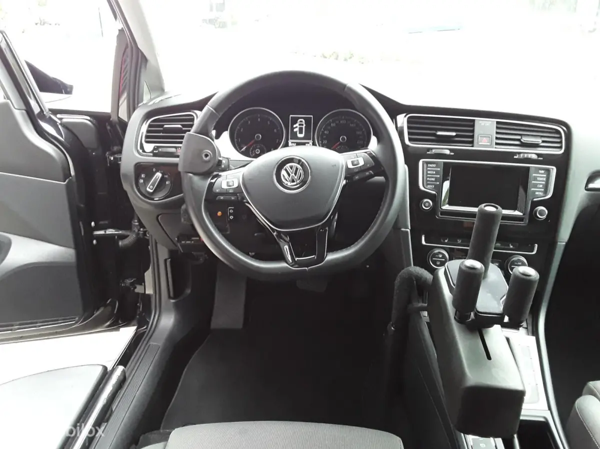 1.4 TSI ZELFRIJDER MET ROBOTARM