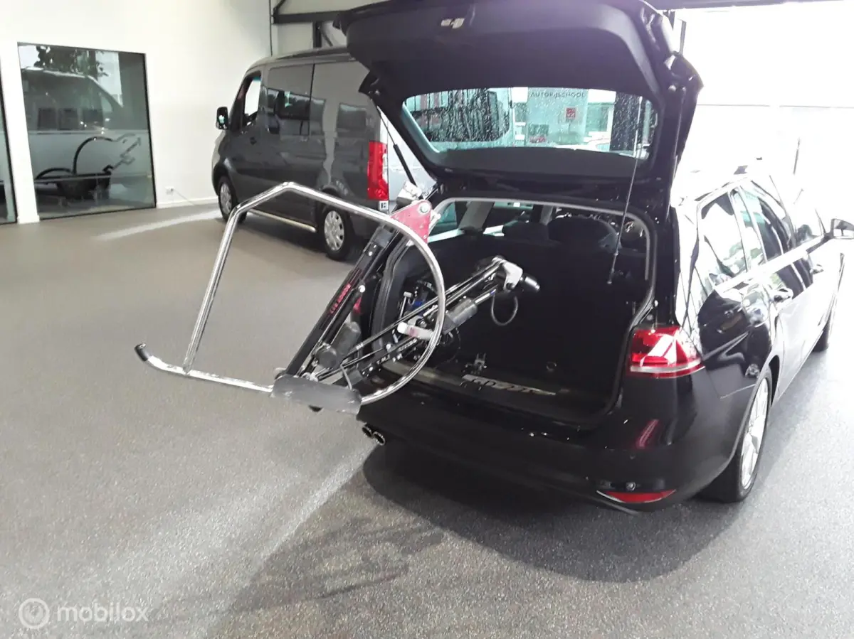 1.4 TSI ZELFRIJDER MET ROBOTARM