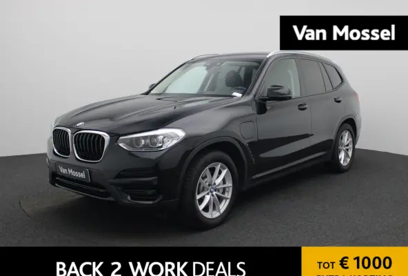 xDrive30e | Automaat | Apple Carplay | Camera | Parkeersensoren | Navigatie |