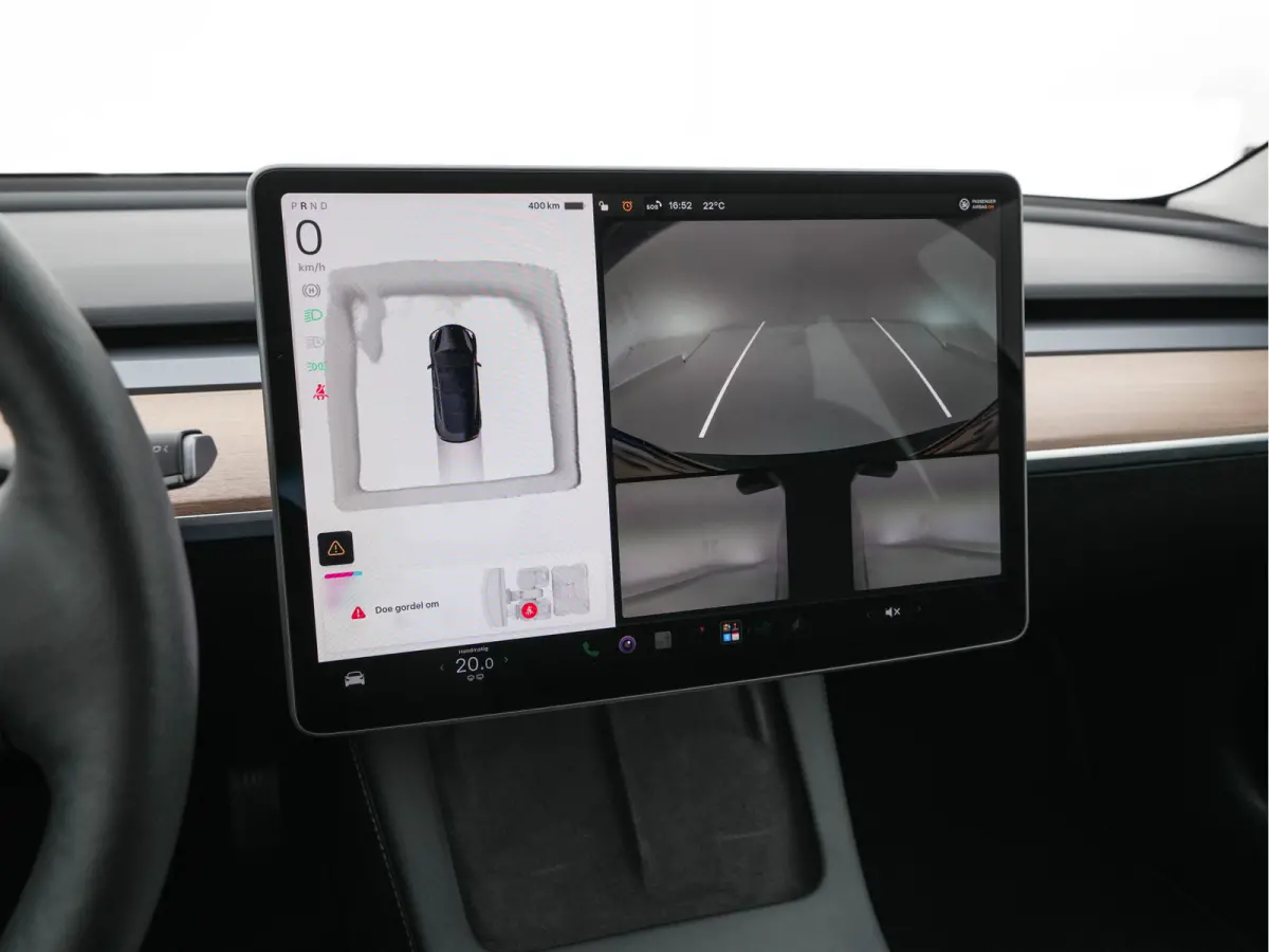 Standard RWD Plus 60 kWh [3-Fase-11kW] {SoH-90%} (INCL-BTW) Aut. *PANO | AUTOPILOT | LEATHER | KEYLESS | FULL-LED | MEMORY-PACK | TOPVIEW | DAB | CARPLAY | DIGI-COCKPIT | LANE-ASSIST | HEATE