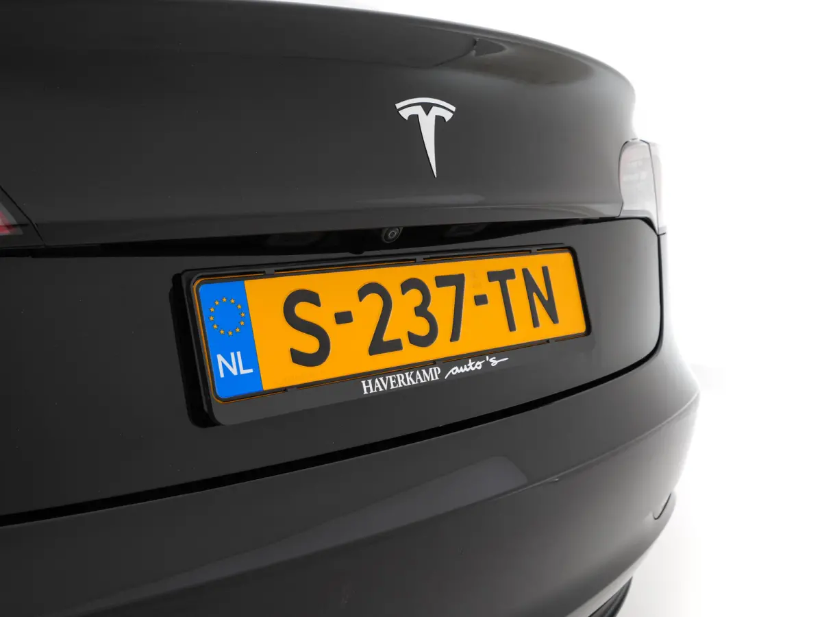 Standard RWD Plus 60 kWh [3-Fase-11kW] {SoH-90%} (INCL-BTW) Aut. *PANO | AUTOPILOT | LEATHER | KEYLESS | FULL-LED | MEMORY-PACK | TOPVIEW | DAB | CARPLAY | DIGI-COCKPIT | LANE-ASSIST | HEATE