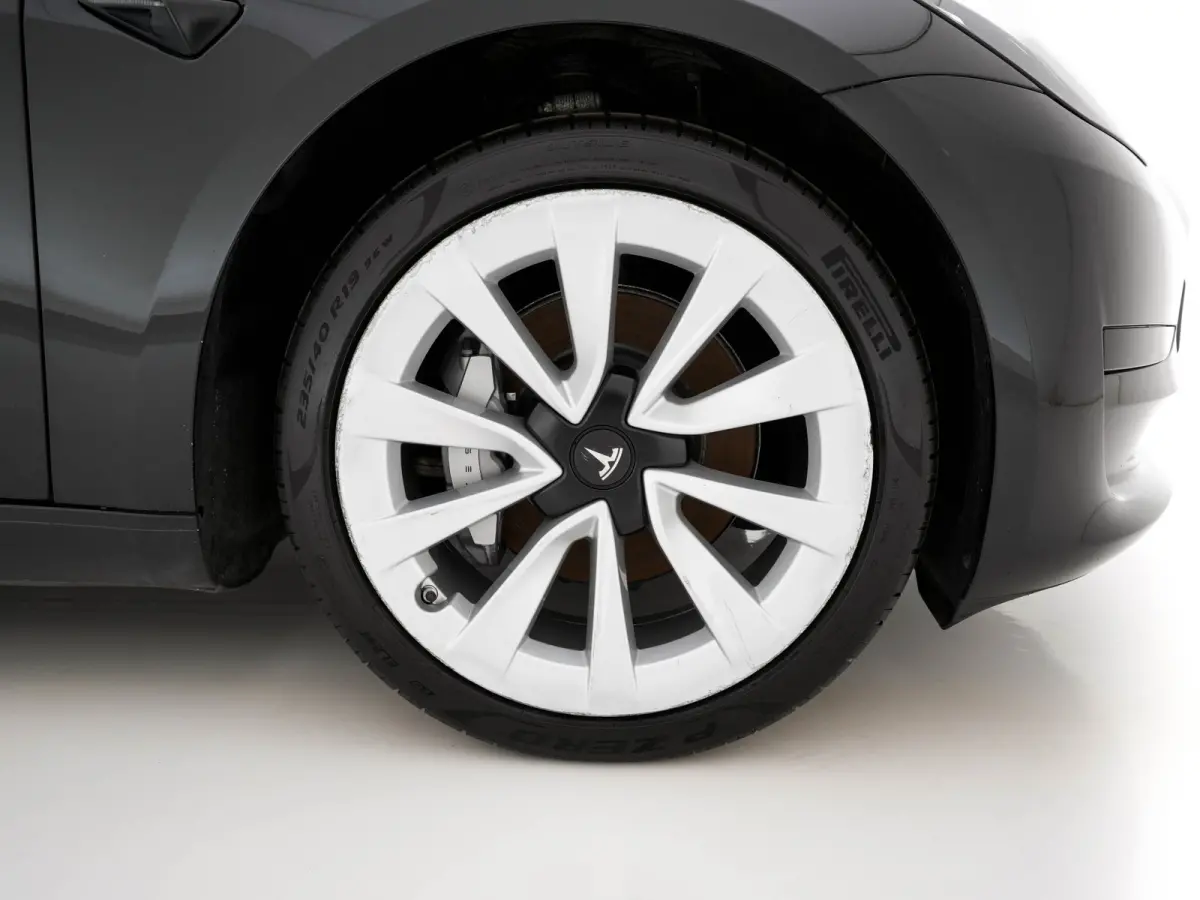 Standard RWD Plus 60 kWh [3-Fase-11kW] {SoH-90%} (INCL-BTW) Aut. *PANO | AUTOPILOT | LEATHER | KEYLESS | FULL-LED | MEMORY-PACK | TOPVIEW | DAB | CARPLAY | DIGI-COCKPIT | LANE-ASSIST | HEATE