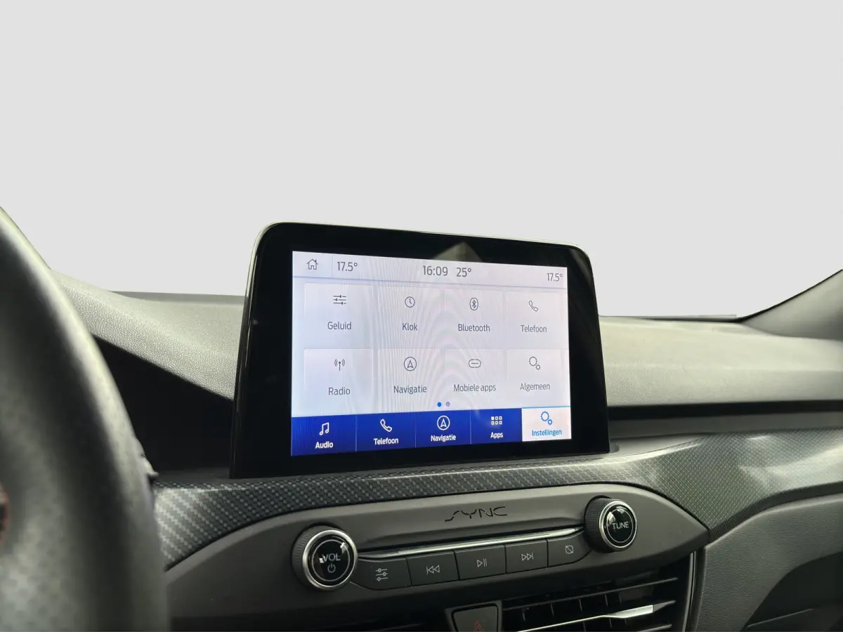 1.5 ST Line | Stoelverwarming | Adap. Cruise Control | Camera | Apple Carplay