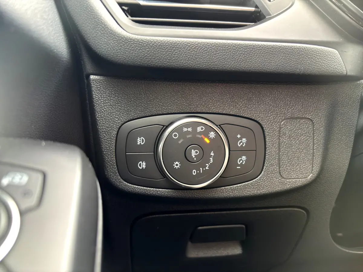 1.5 ST Line | Stoelverwarming | Adap. Cruise Control | Camera | Apple Carplay