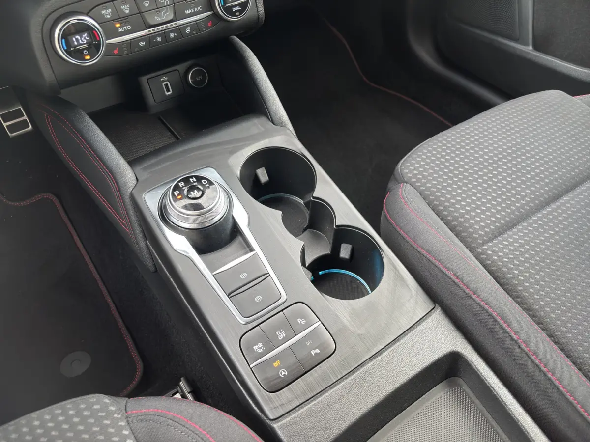 1.5 ST Line | Stoelverwarming | Adap. Cruise Control | Camera | Apple Carplay