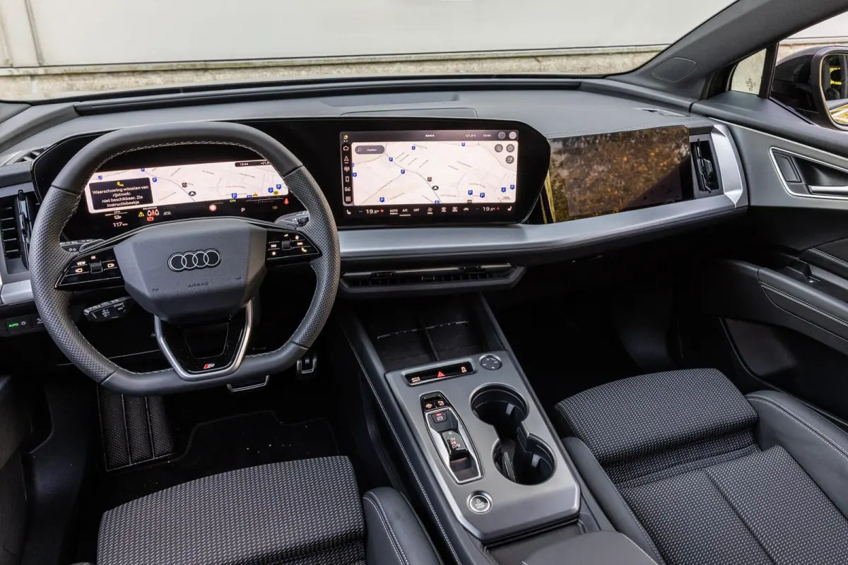 286pk S Edition 82 kWh | Tech Plus | Panoramadak