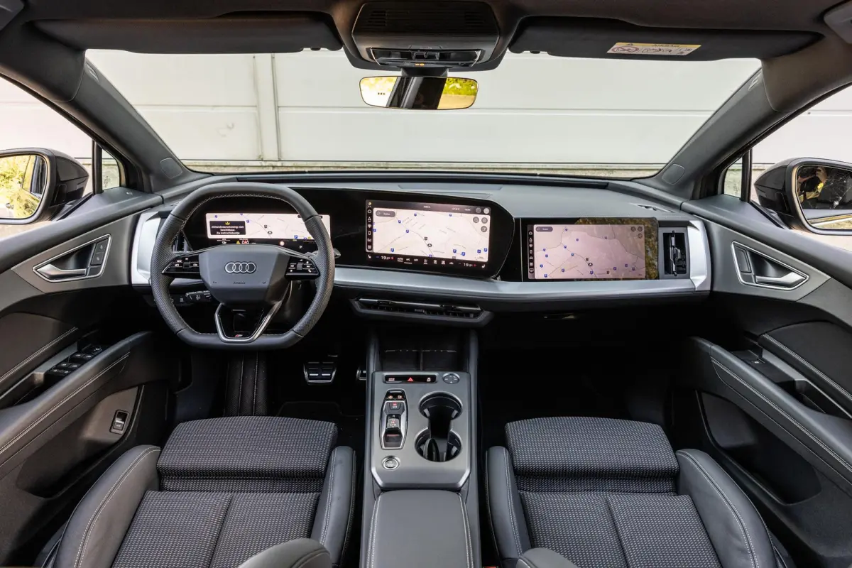286pk S Edition 82 kWh | Tech Plus | Panoramadak
