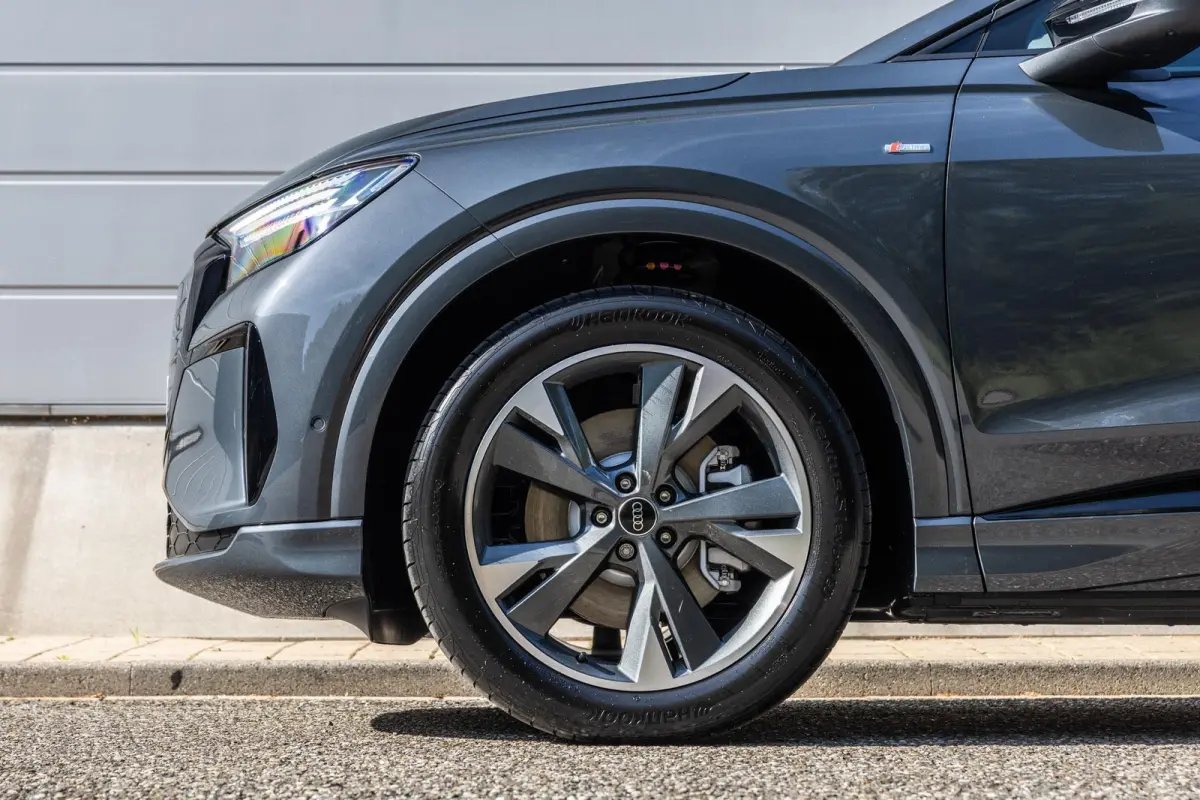 286pk S Edition 82 kWh | Tech Plus | Panoramadak