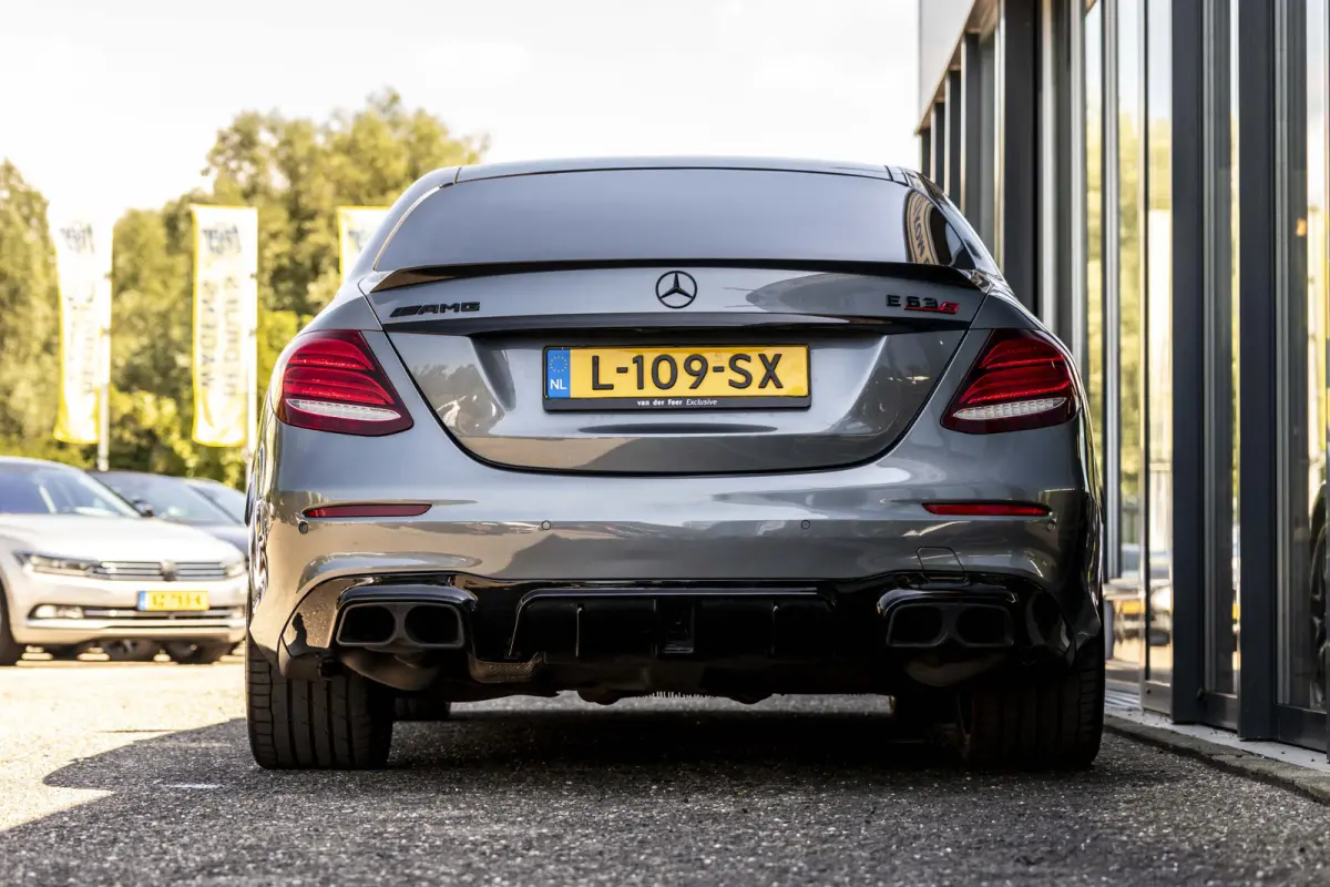 AMG 63 S 4MATIC Premium Plus