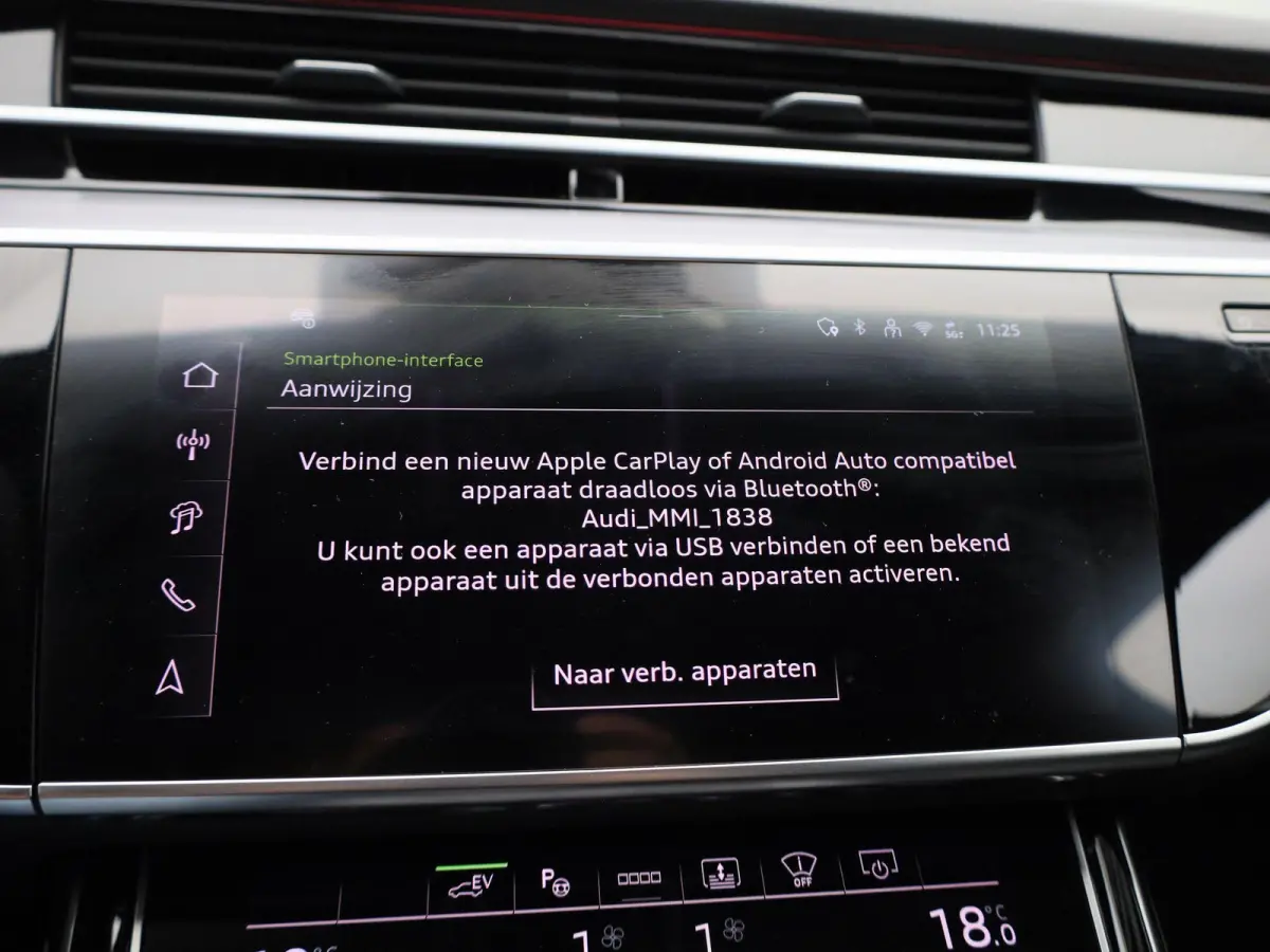 60 TFSI e quattro 462 PK | Adaptive cruise control | Luchtvering | Dynamische vierwielbesturing | 360 graden camera | Head-up display | Digitale matrix-verlichting | Privacy glas | Trekhaak 