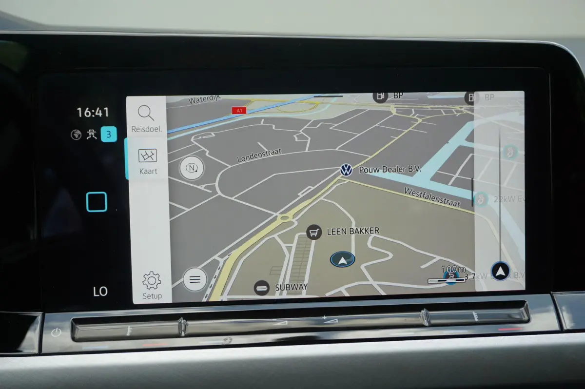 1.0 eTSI 110pk DSG Life | Navigatie | Apple Carplay & Android Auto | Adaptive Cruise
