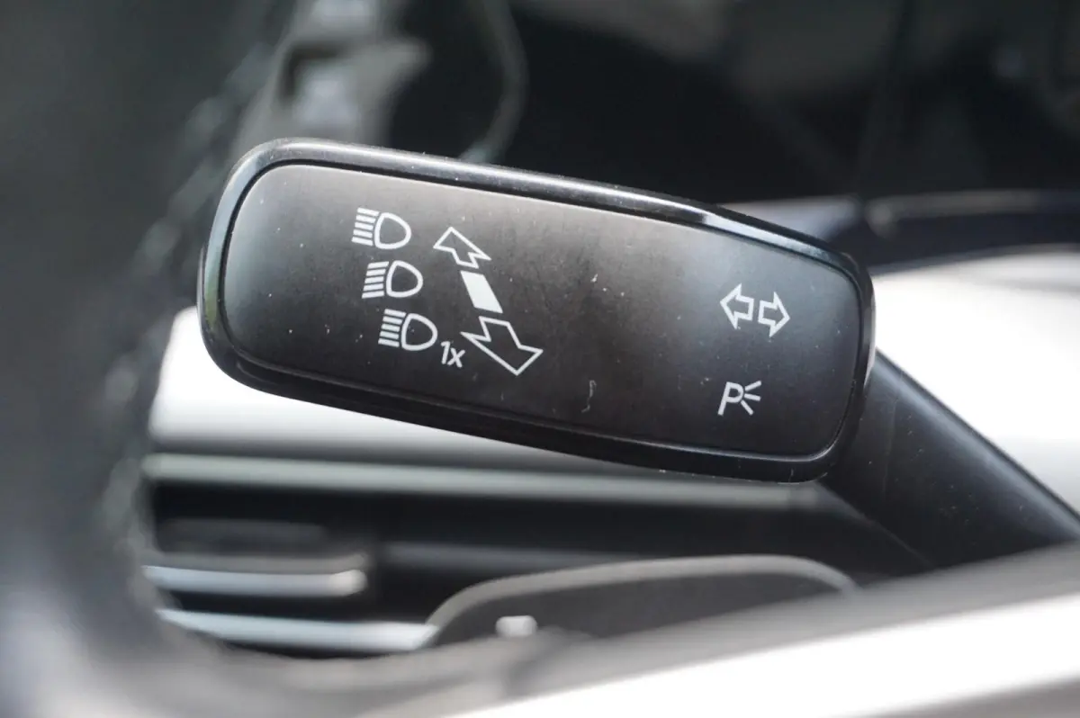 1.0 eTSI 110pk DSG Life | Navigatie | Apple Carplay & Android Auto | Adaptive Cruise