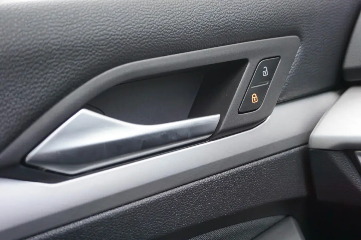 1.0 eTSI 110pk DSG Life | Navigatie | Apple Carplay & Android Auto | Adaptive Cruise