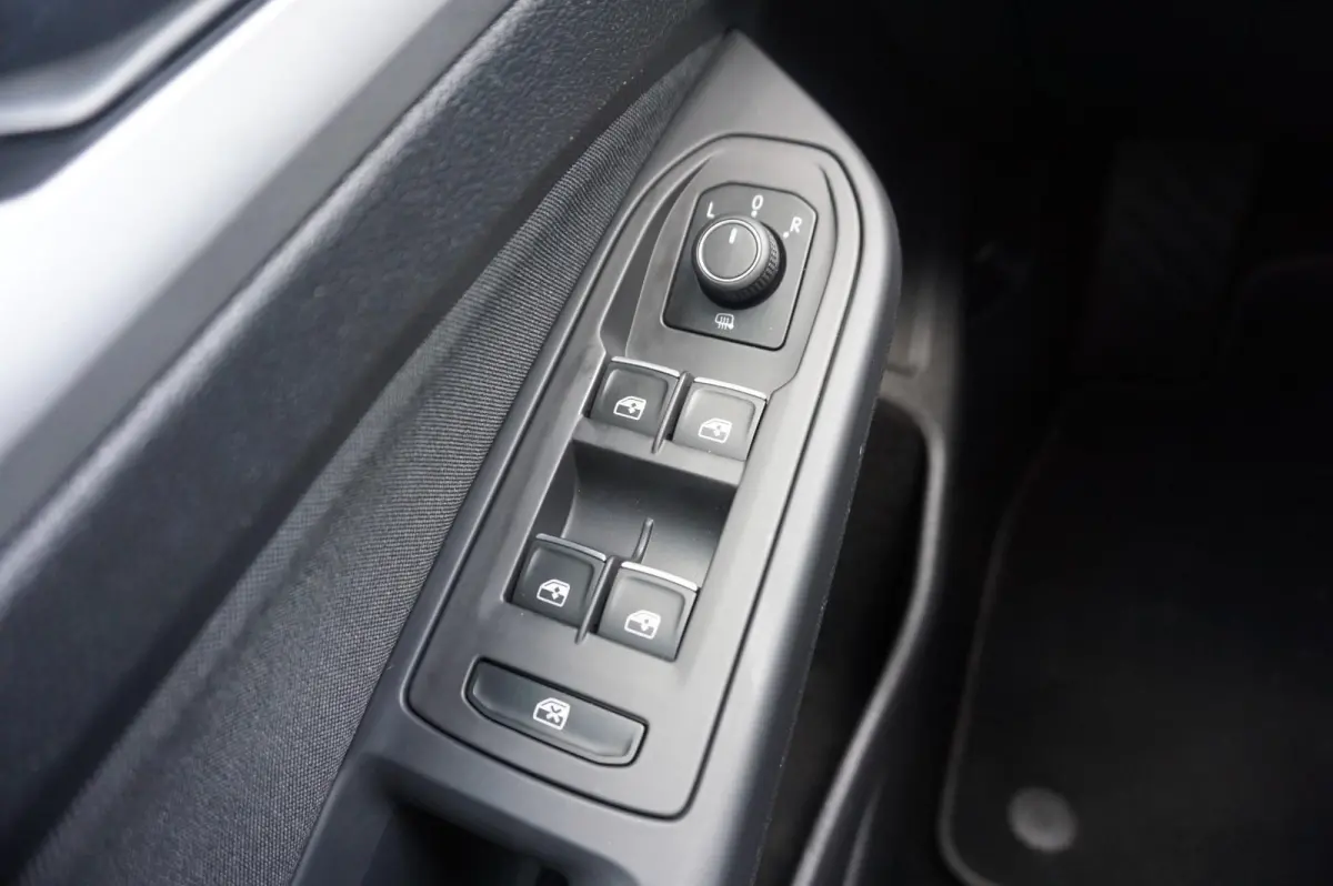 1.0 eTSI 110pk DSG Life | Navigatie | Apple Carplay & Android Auto | Adaptive Cruise