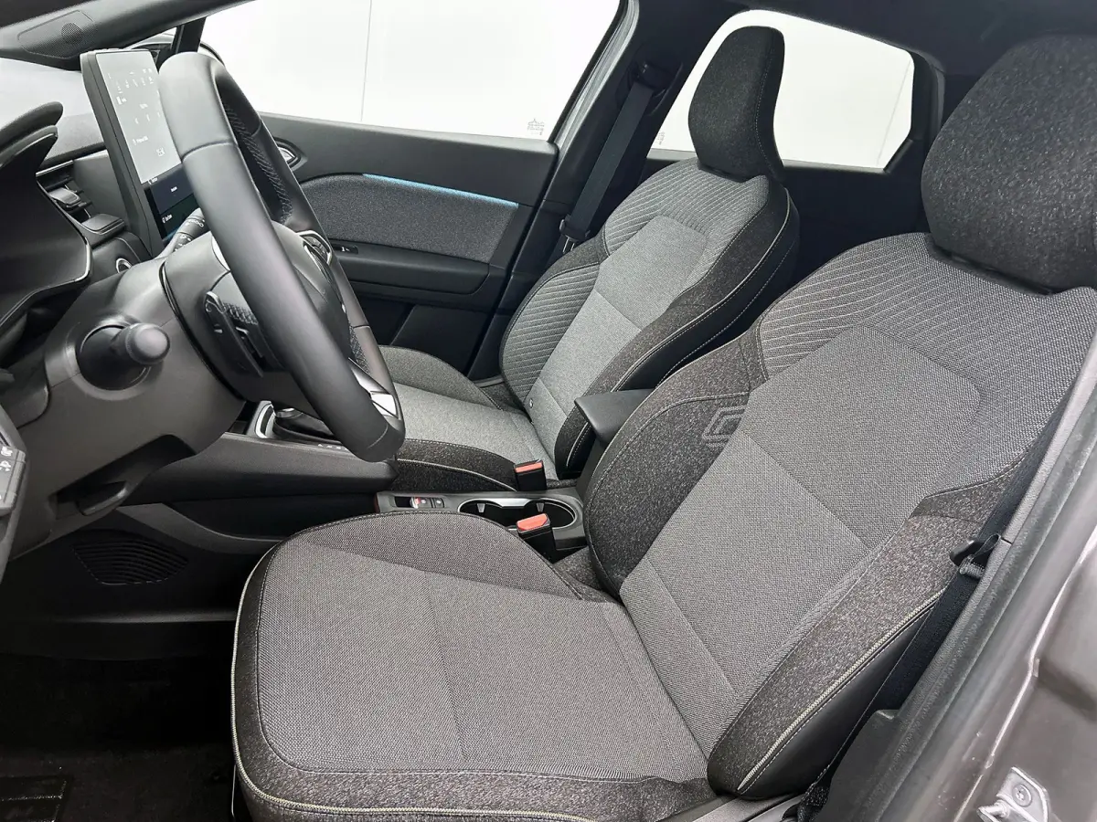 E-Tech full hybrid 145PK techno | CAMERA | NAVI | CARPLAY