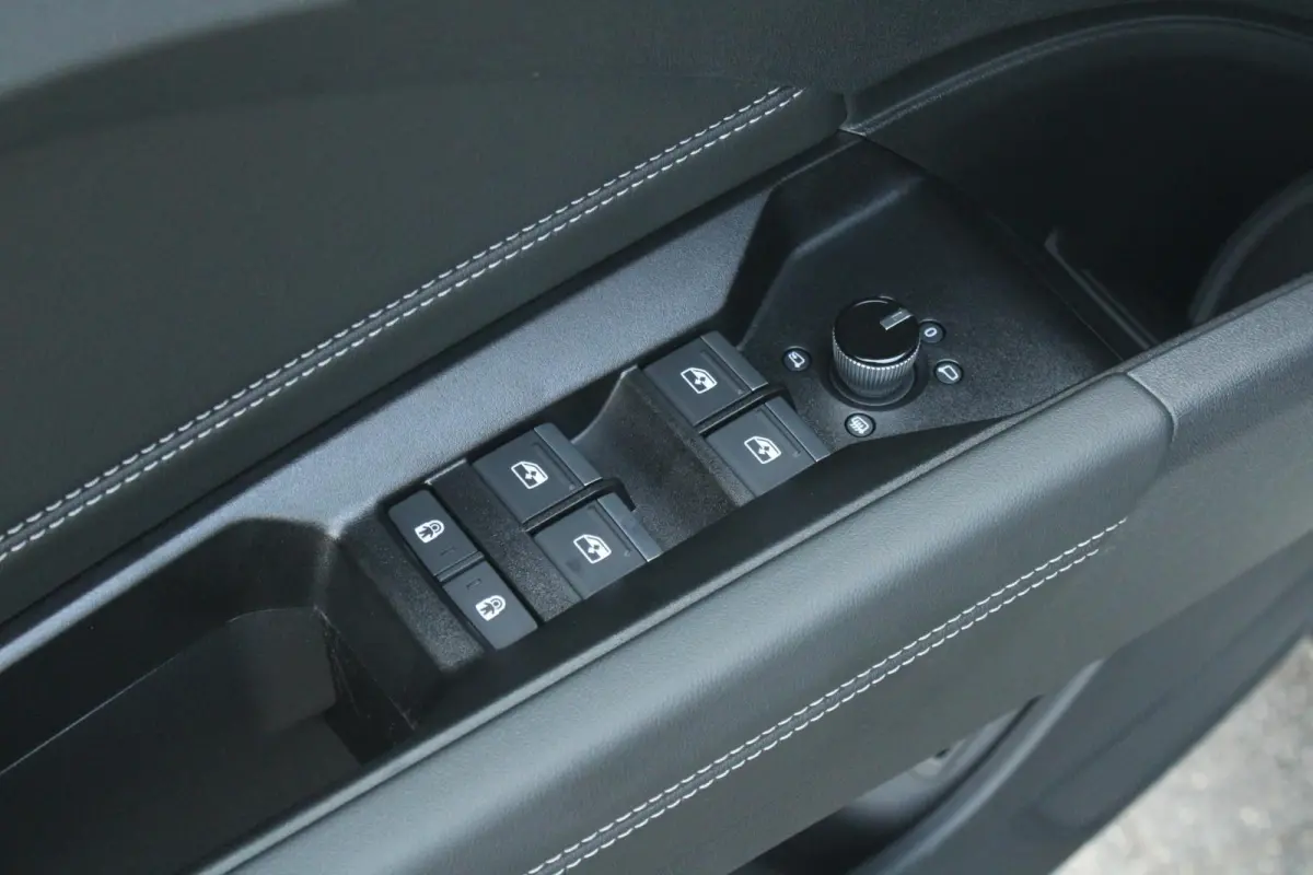 286pk S Edition 82 kWh | Tech Plus | Panoramadak