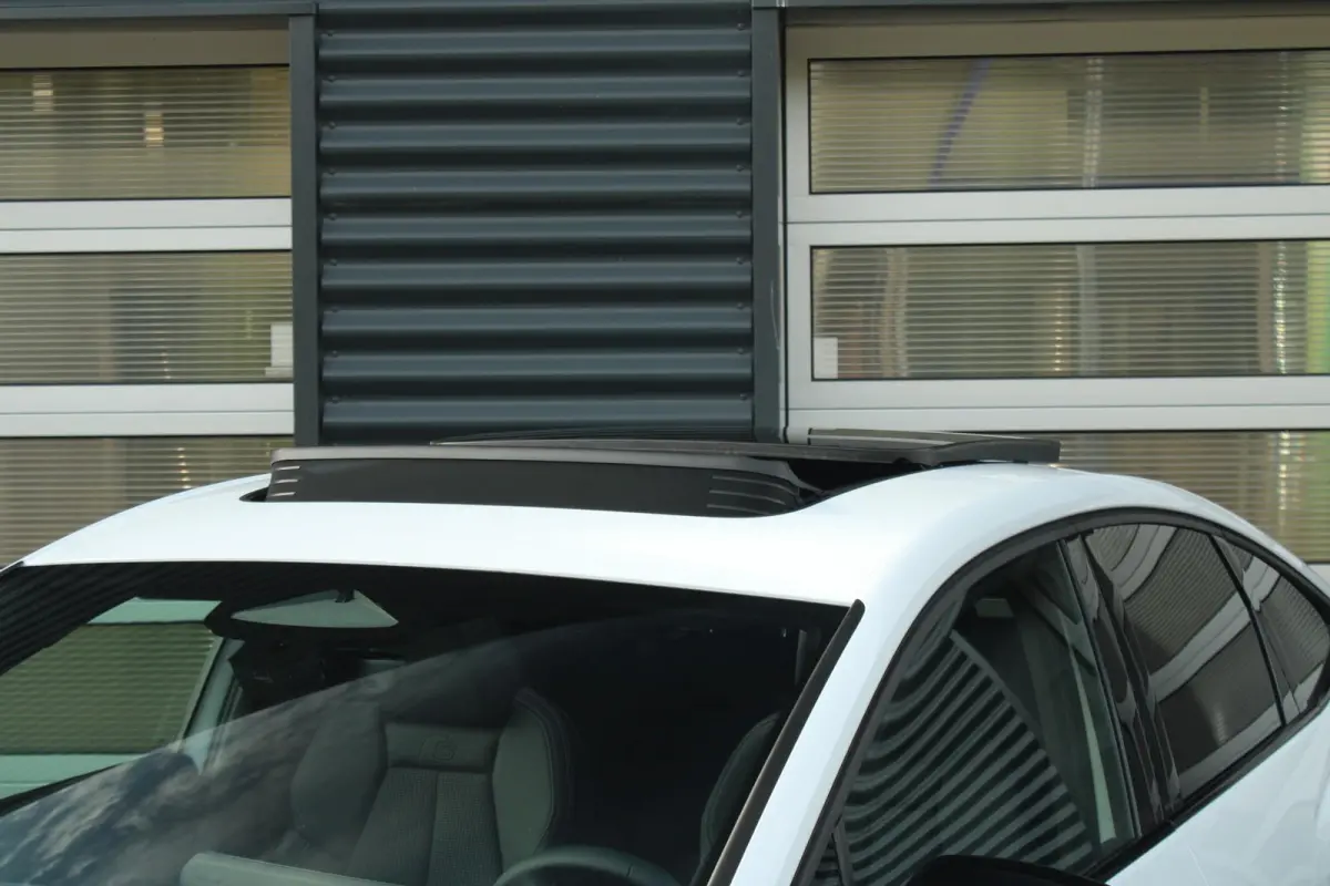 286pk S Edition 82 kWh | Tech Plus | Panoramadak