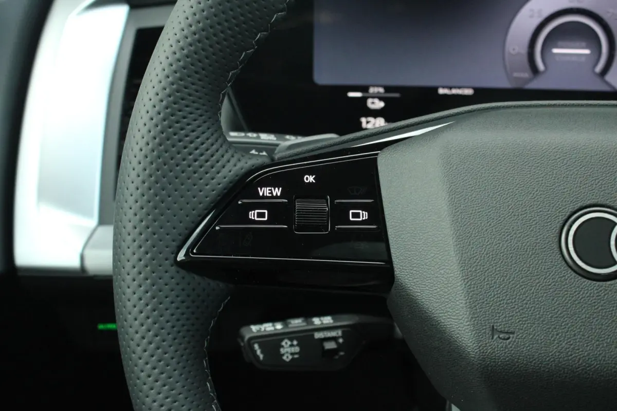 286pk S Edition 82 kWh | Tech Plus | Panoramadak