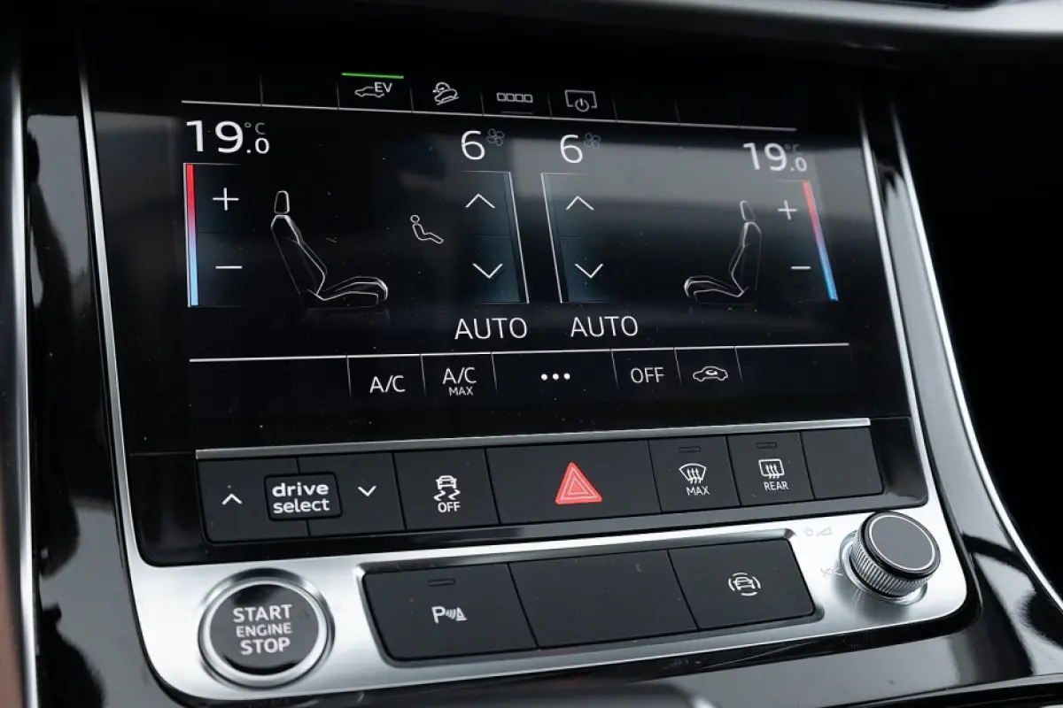 55 TFSI e quattro Pro Line PHEV *SOH 100%* 2.700 kg TREKGEWICHT* !