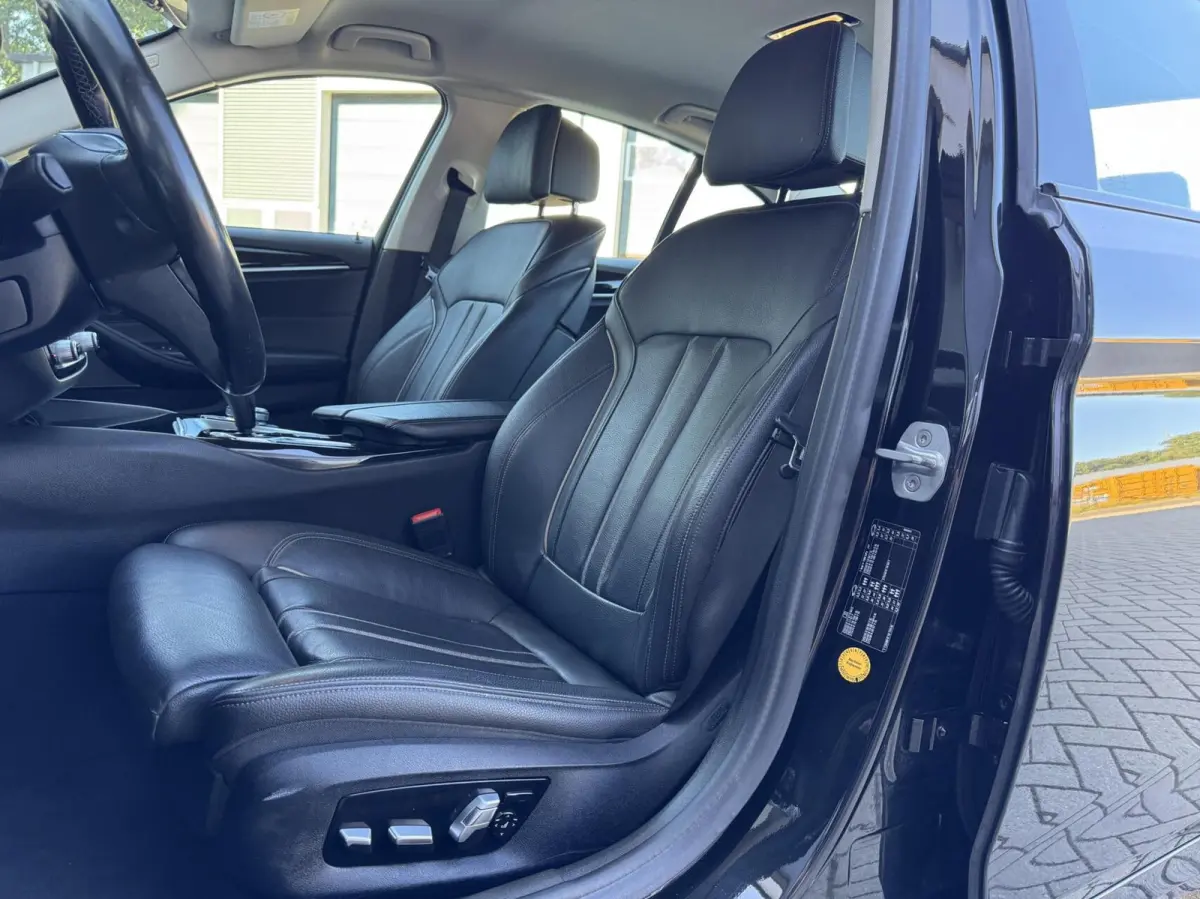 530d High Executive Automaat | Leder | Camera | Navigatie | LED | Stoelverwarming