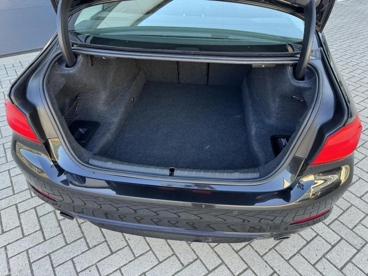 530d High Executive Automaat | Leder | Camera | Navigatie | LED | Stoelverwarming