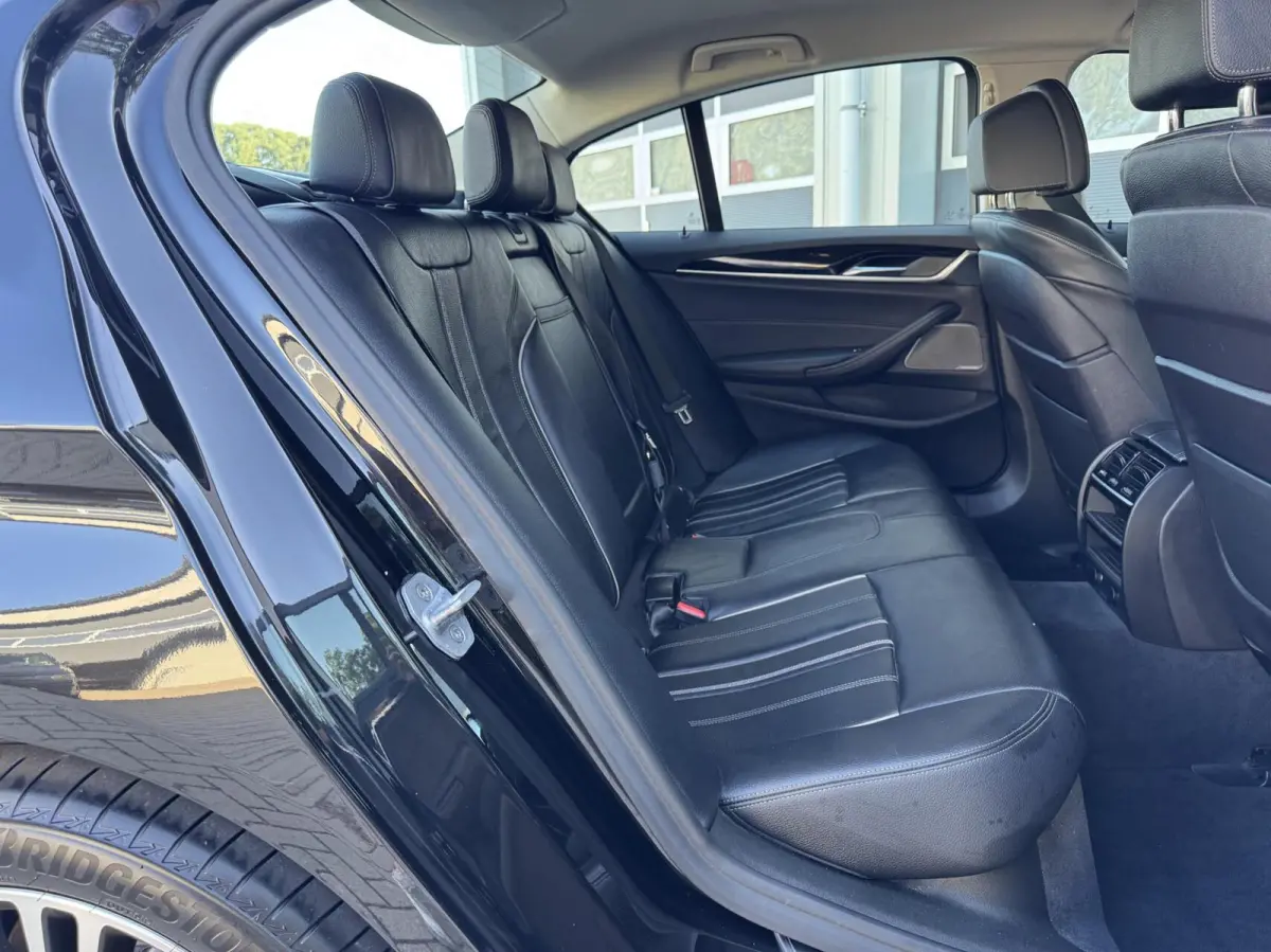530d High Executive Automaat | Leder | Camera | Navigatie | LED | Stoelverwarming