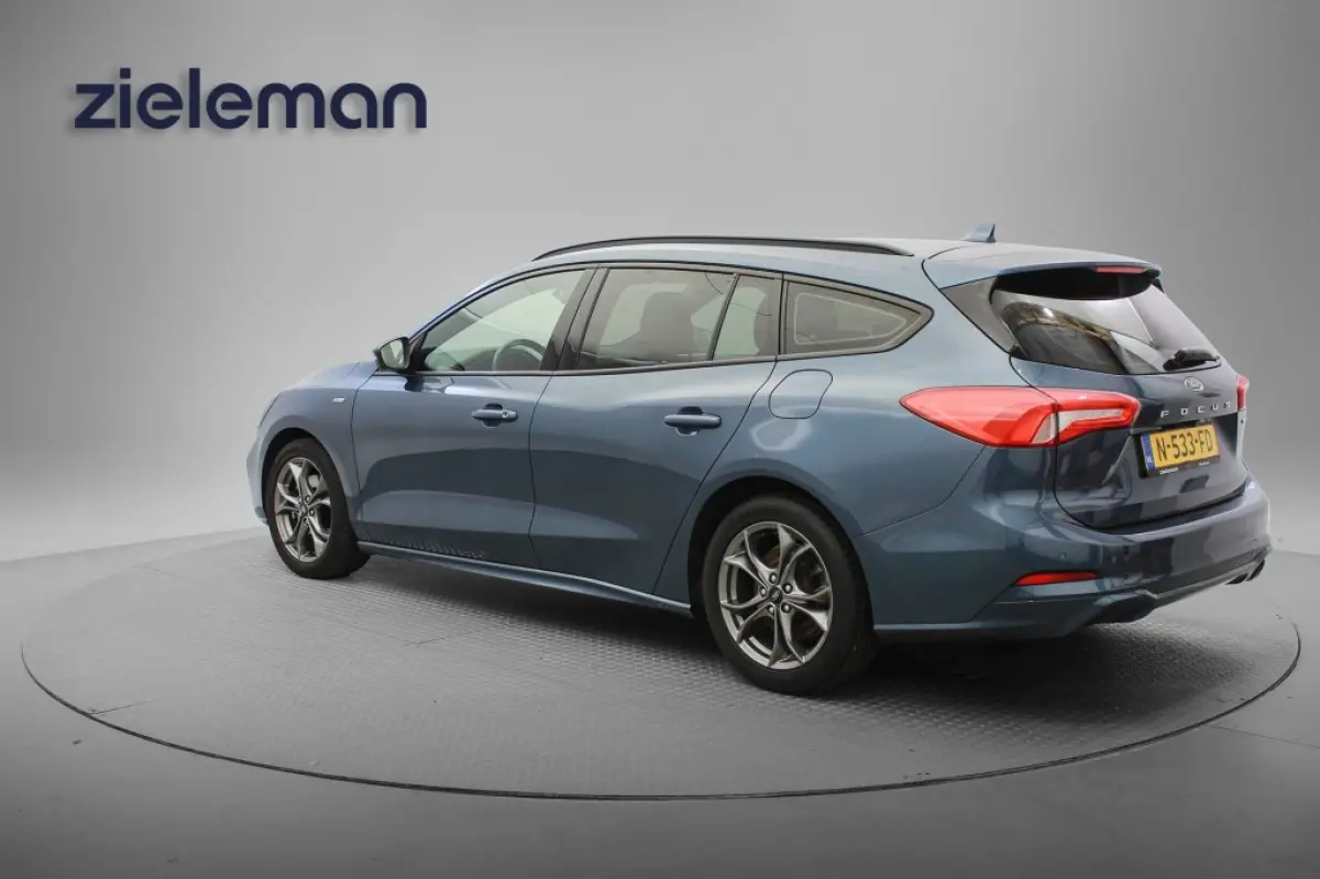 1.0 EcoBoost Hybrid ST Line Business - Carplay, Camera, Clima, Cruise