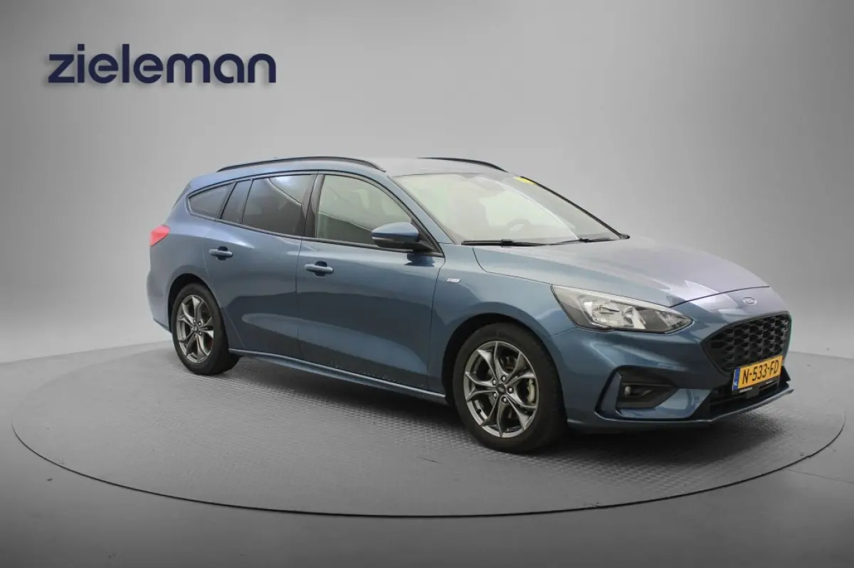 1.0 EcoBoost Hybrid ST Line Business - Carplay, Camera, Clima, Cruise
