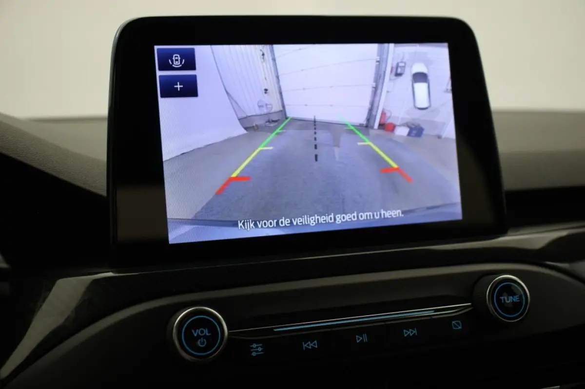 1.0 EcoBoost Hybrid ST Line Business - Carplay, Camera, Clima, Cruise