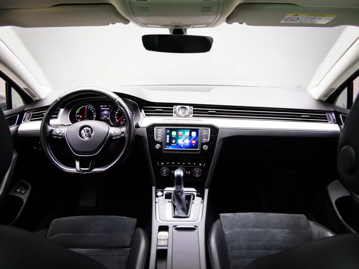 1.4 TSI GTE Connected Series Plus (APPLE CARPLAY/ANDROID AUTO, PANO, ADAPTIVE CRUISE, STOELVERWARMING)