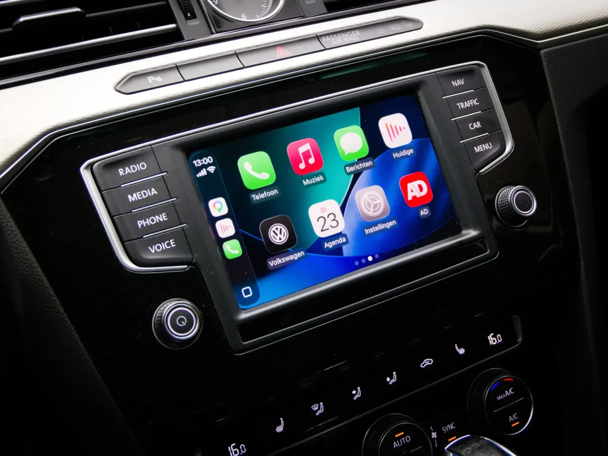 1.4 TSI GTE Connected Series Plus (APPLE CARPLAY/ANDROID AUTO, PANO, ADAPTIVE CRUISE, STOELVERWARMING)