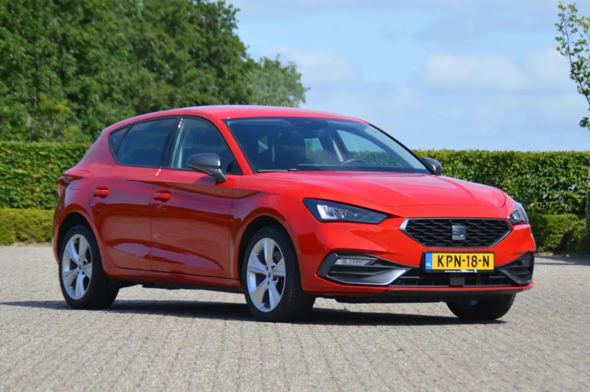 1.4 TSI eHybrid 204 pk PHEV FR Business Intense