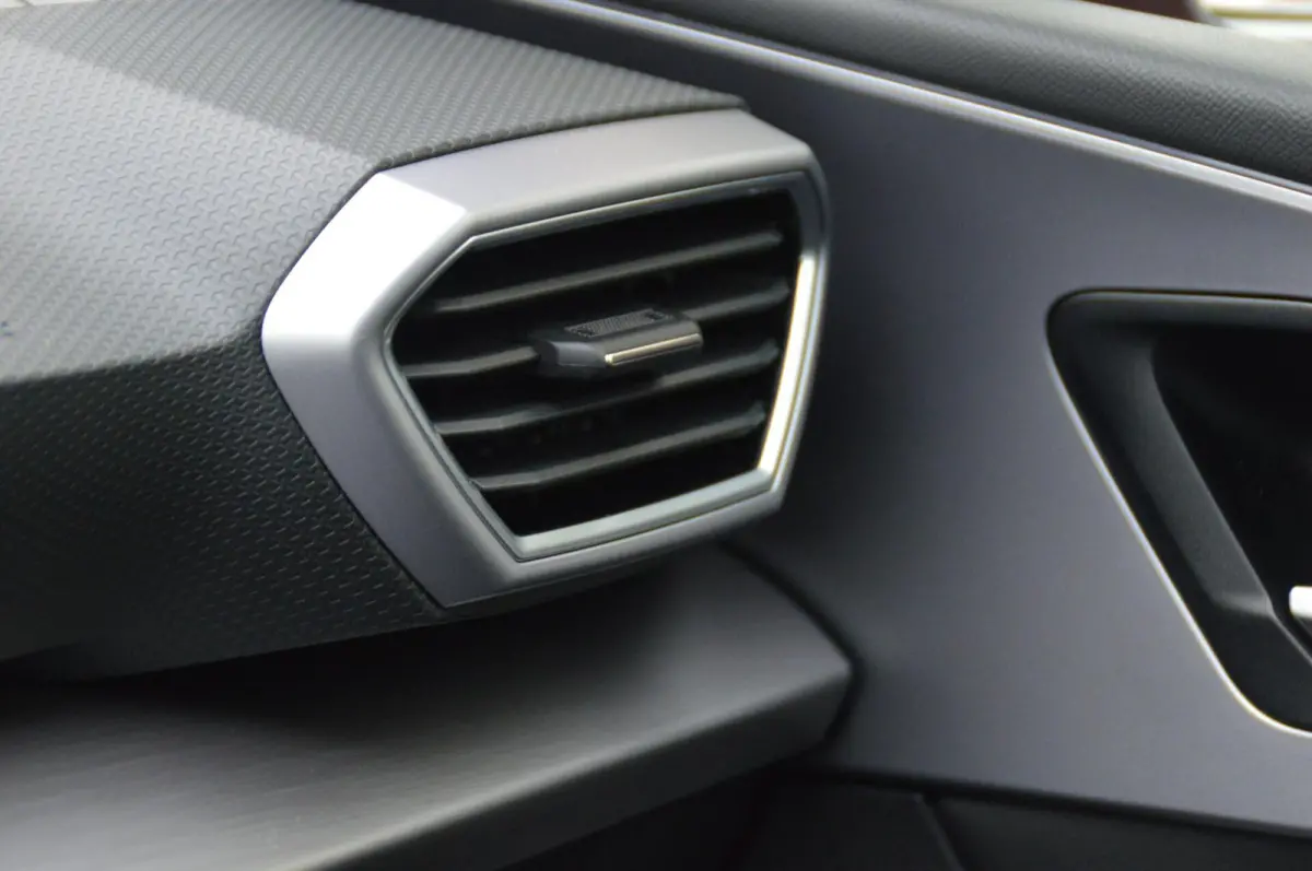 1.4 TSI eHybrid 204 pk PHEV FR Business Intense