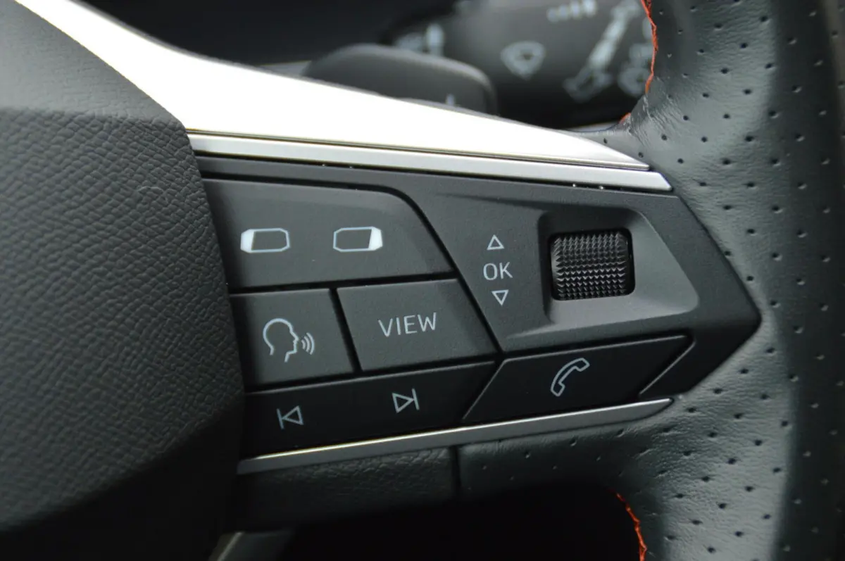 1.4 TSI eHybrid 204 pk PHEV FR Business Intense