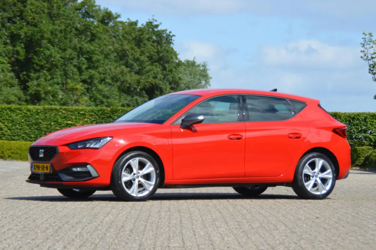 1.4 TSI eHybrid 204 pk PHEV FR Business Intense