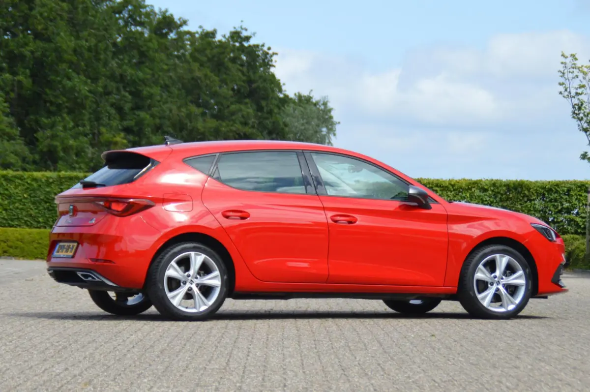 1.4 TSI eHybrid 204 pk PHEV FR Business Intense