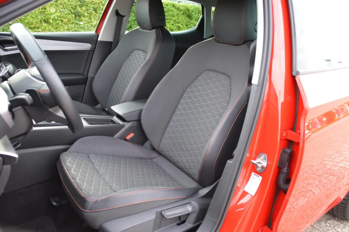 1.4 TSI eHybrid 204 pk PHEV FR Business Intense