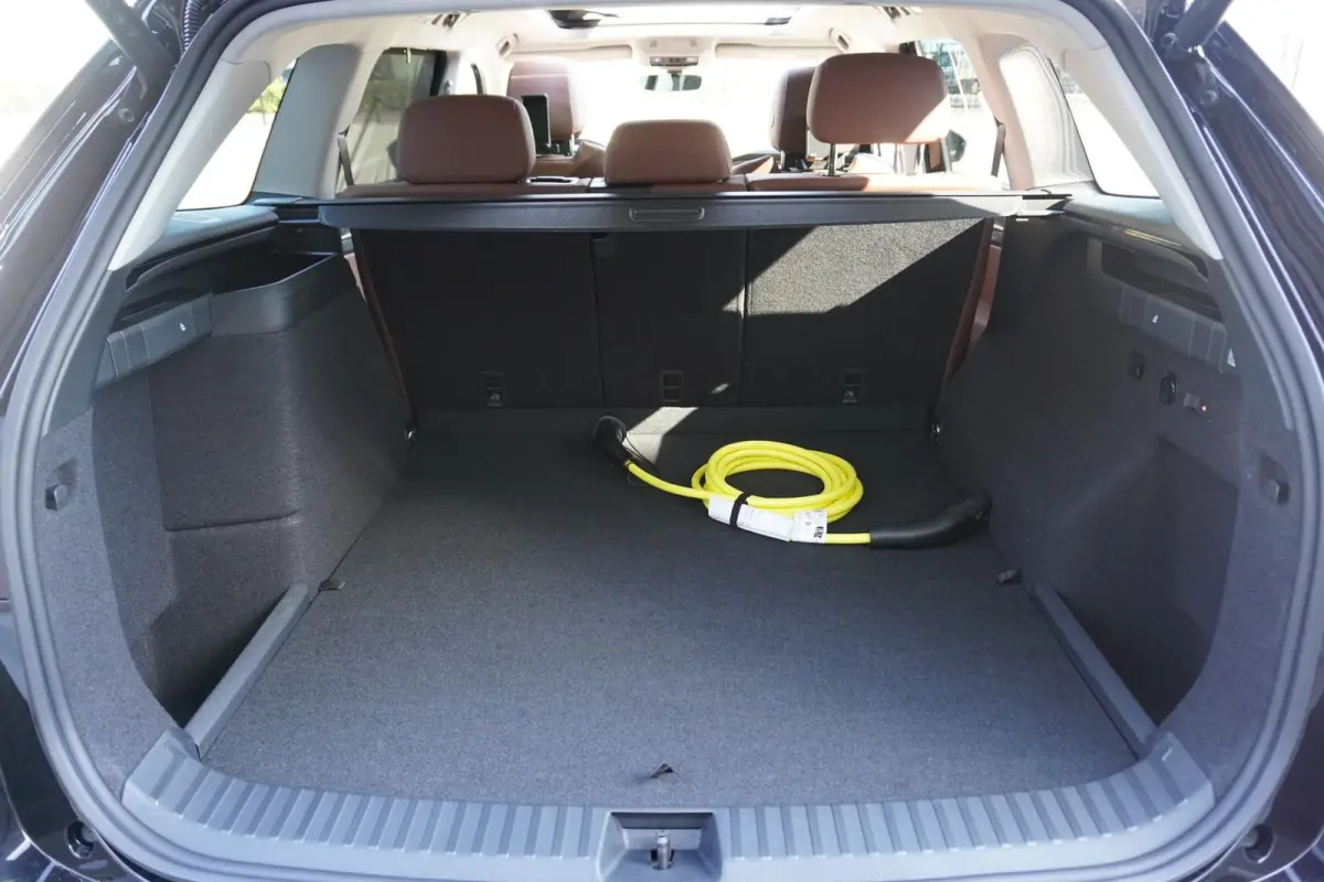 1.5 TSI PHEV 204pk Business Edition Plus | LMV 20'' | Panoramadak