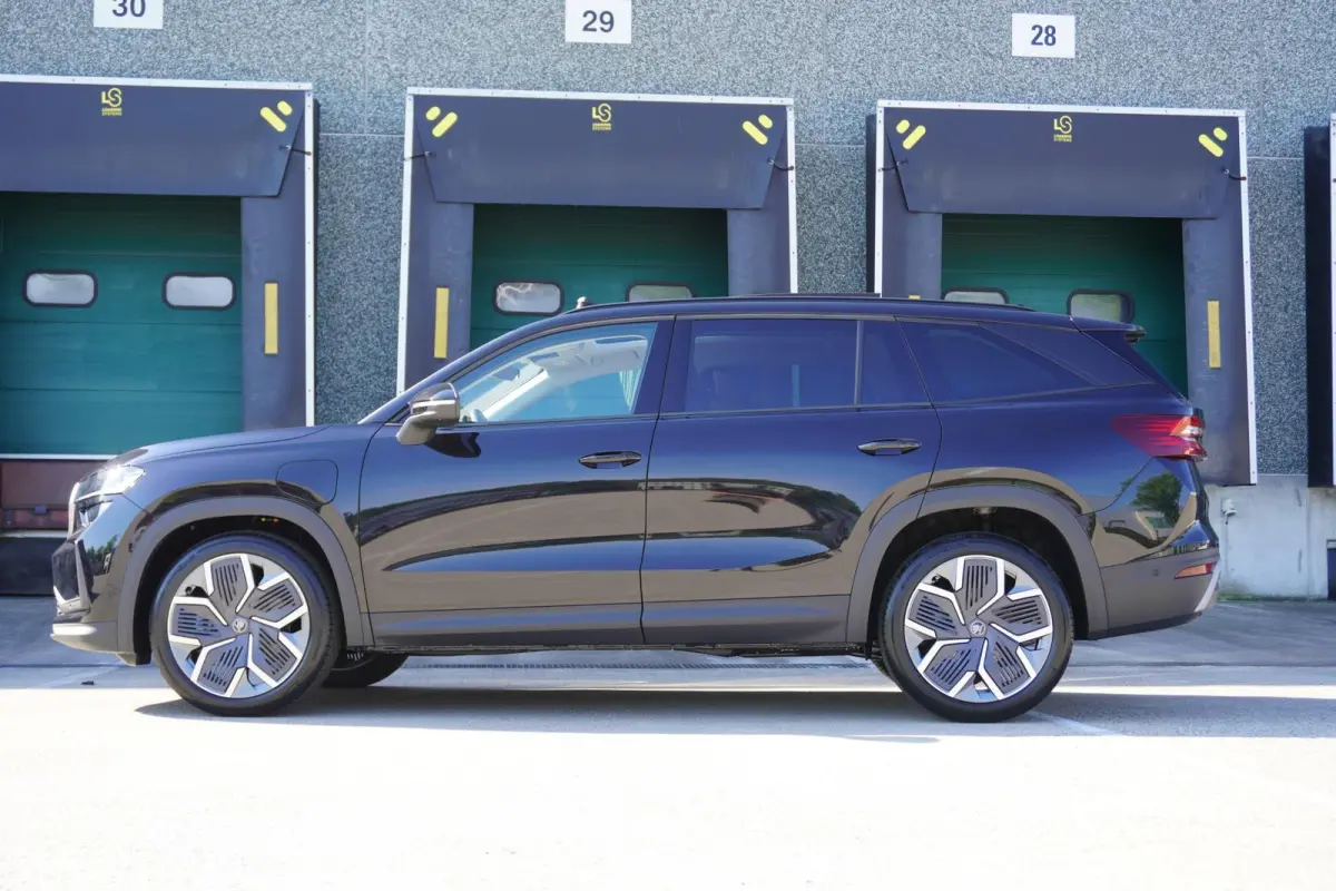 1.5 TSI PHEV 204pk Business Edition Plus | LMV 20'' | Panoramadak