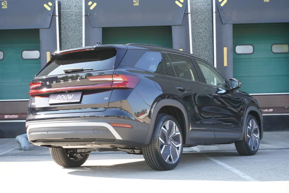 1.5 TSI PHEV 204pk Business Edition Plus | LMV 20'' | Panoramadak