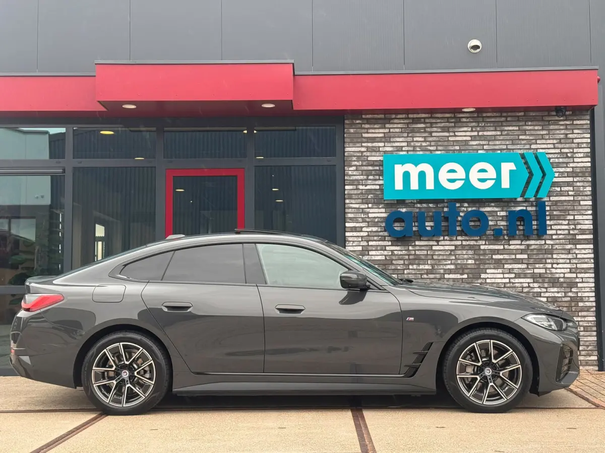 40 84 kWh High Executive M-SPORT l SOH 96,4% l H/K l HUD l 360 l SCHUIFDAK l DRAVITGRAU l SFEER l ORG.NL l 1e EIG l