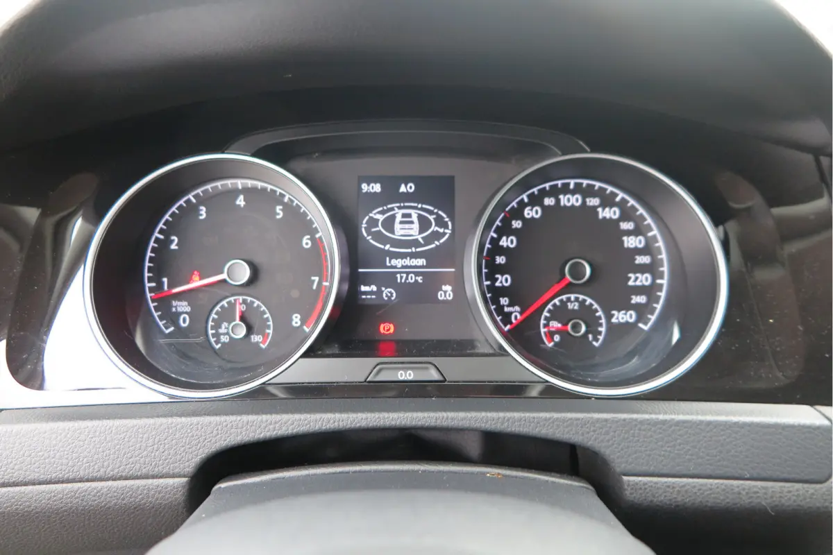 1.4 TSI 125pk Sound Navi , LMV, Keyless, PDC , Achteruitrijcamera , Carplay , Etc. Nieuwe apk bij aflevering