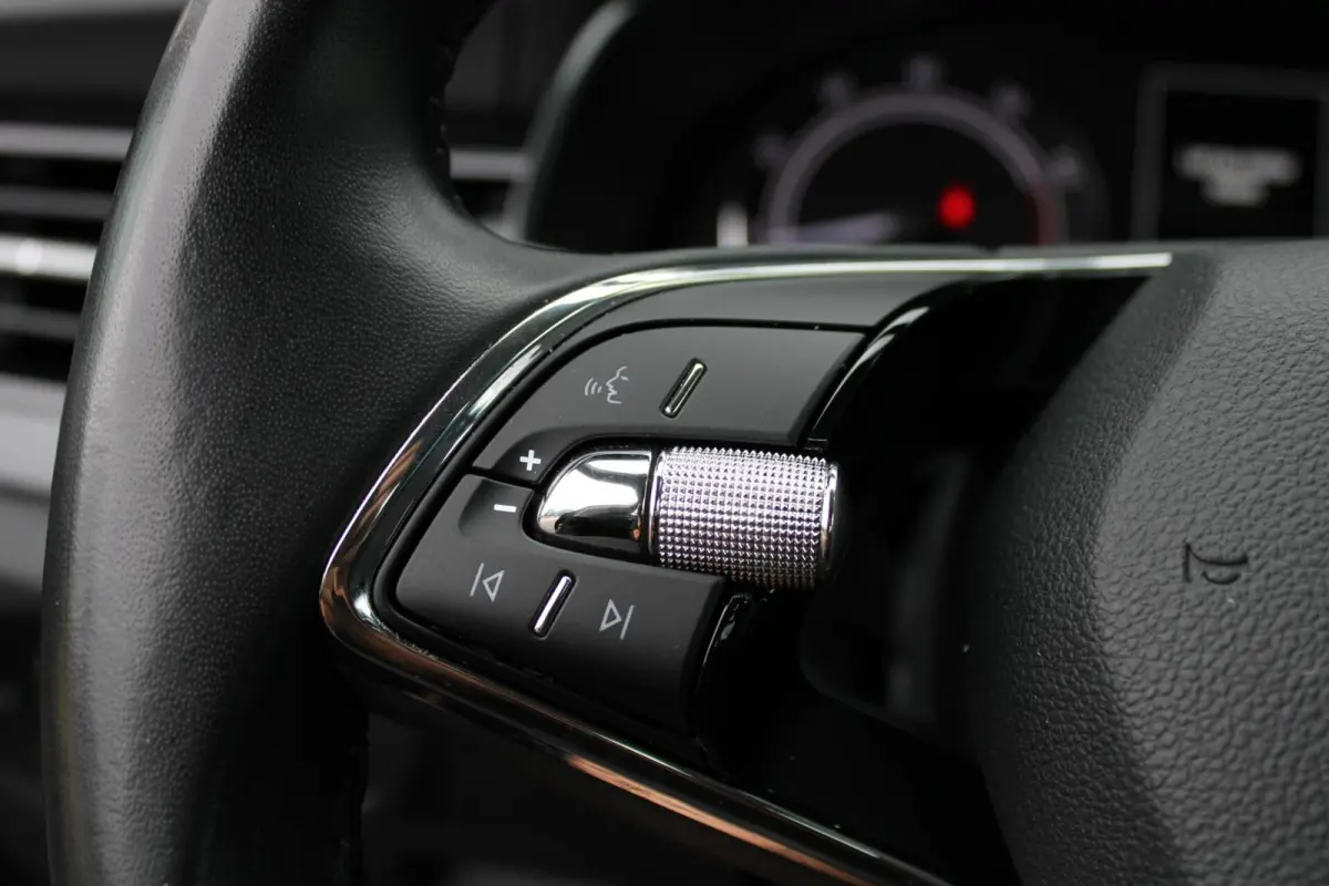 1.0 TSI Ambition|Cruise|Airco|carplay|LED|