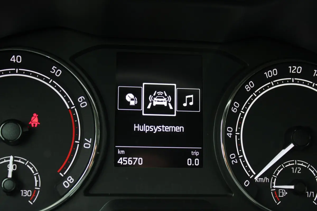 1.0 TSI Ambition|Cruise|Airco|carplay|LED|