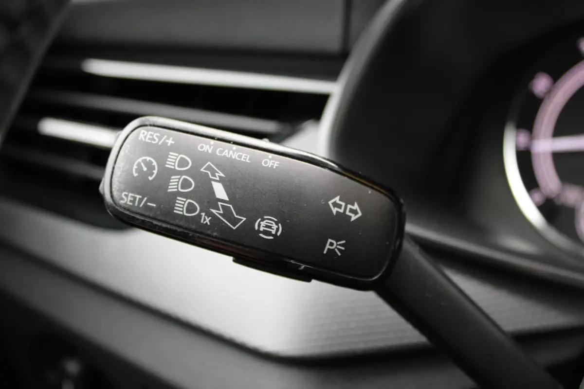 1.0 TSI Ambition|Cruise|Airco|carplay|LED|