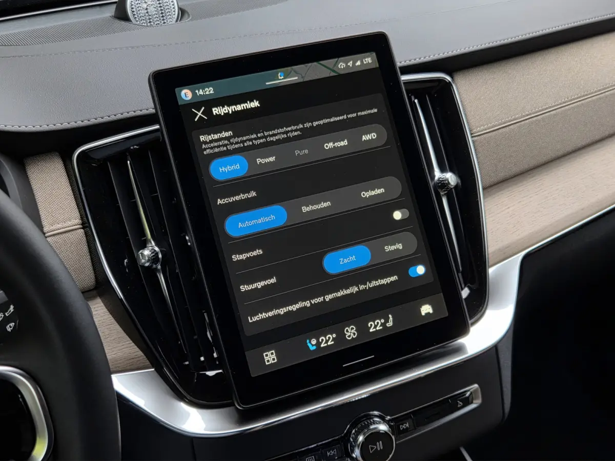 2.0 T8 Plug-in hybrid AWD Ultra Bright Exec. Ed. | Bowers & Wilkins audiosysteem | Elektrisch glazen panorama-dak | Massagefunctie voorstoelen | Lichtmetalen velgen 7-spaaks 22" | Extra geti